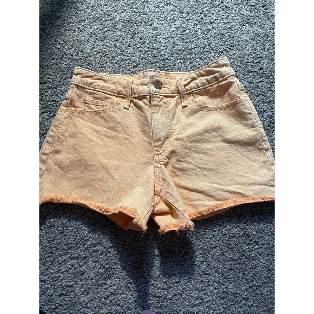 Universal Thread Orange Distressed Women’s Size 0 Vintage Midi Shorts